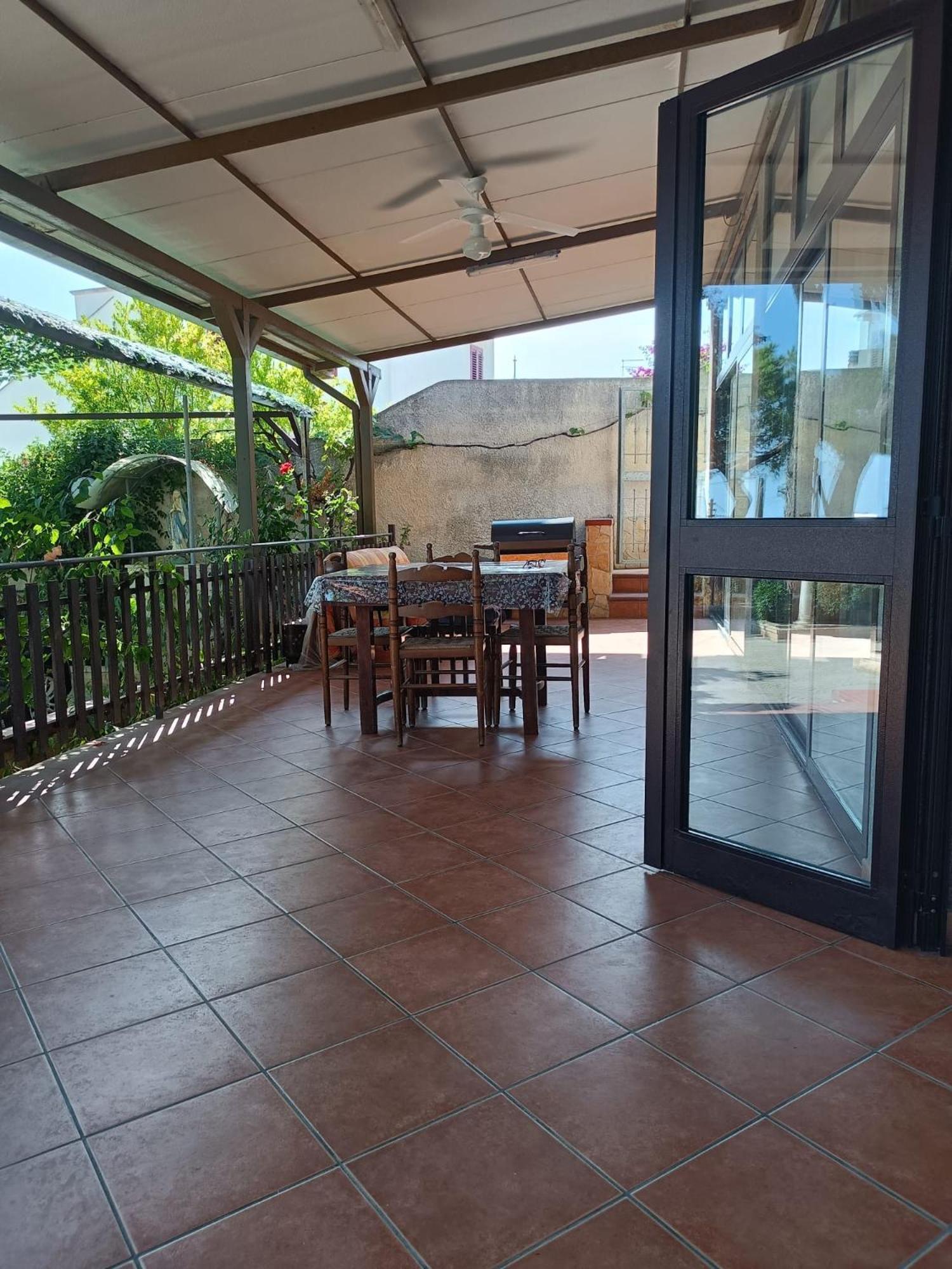 Pm 1 Via Ovidio Guest House ลีโปราโน ภายนอก รูปภาพ